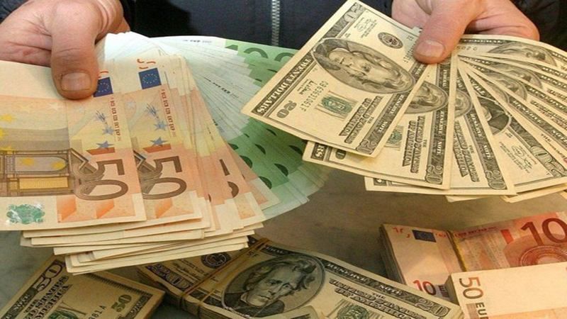 Долар знизився, євро зріс, — курси валют від НБУ