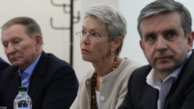 Трехсторонняя контактная группа снова соберется в Минске 30 января Трехсторонняя контактная группа снова соберется в Минске 30 января