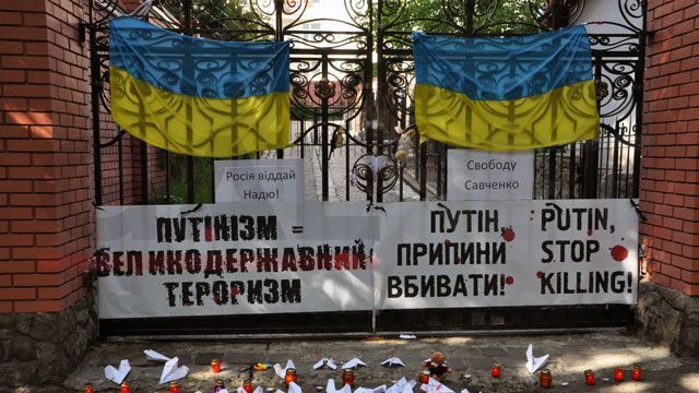 Росія разом з консулом забирається зі Львова Росія разом з консулом забирається зі Львова