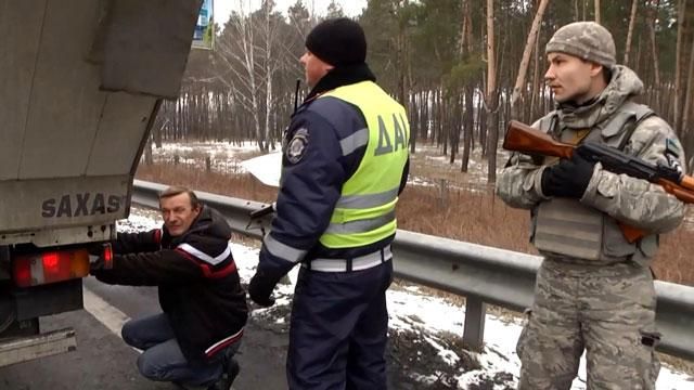 Міліція Києва посилює охорону блокпостів через загрозу терактів