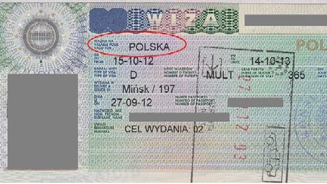 Генконсул Польши рассказал, когда украинцы получат визы с биометрическими паспортами