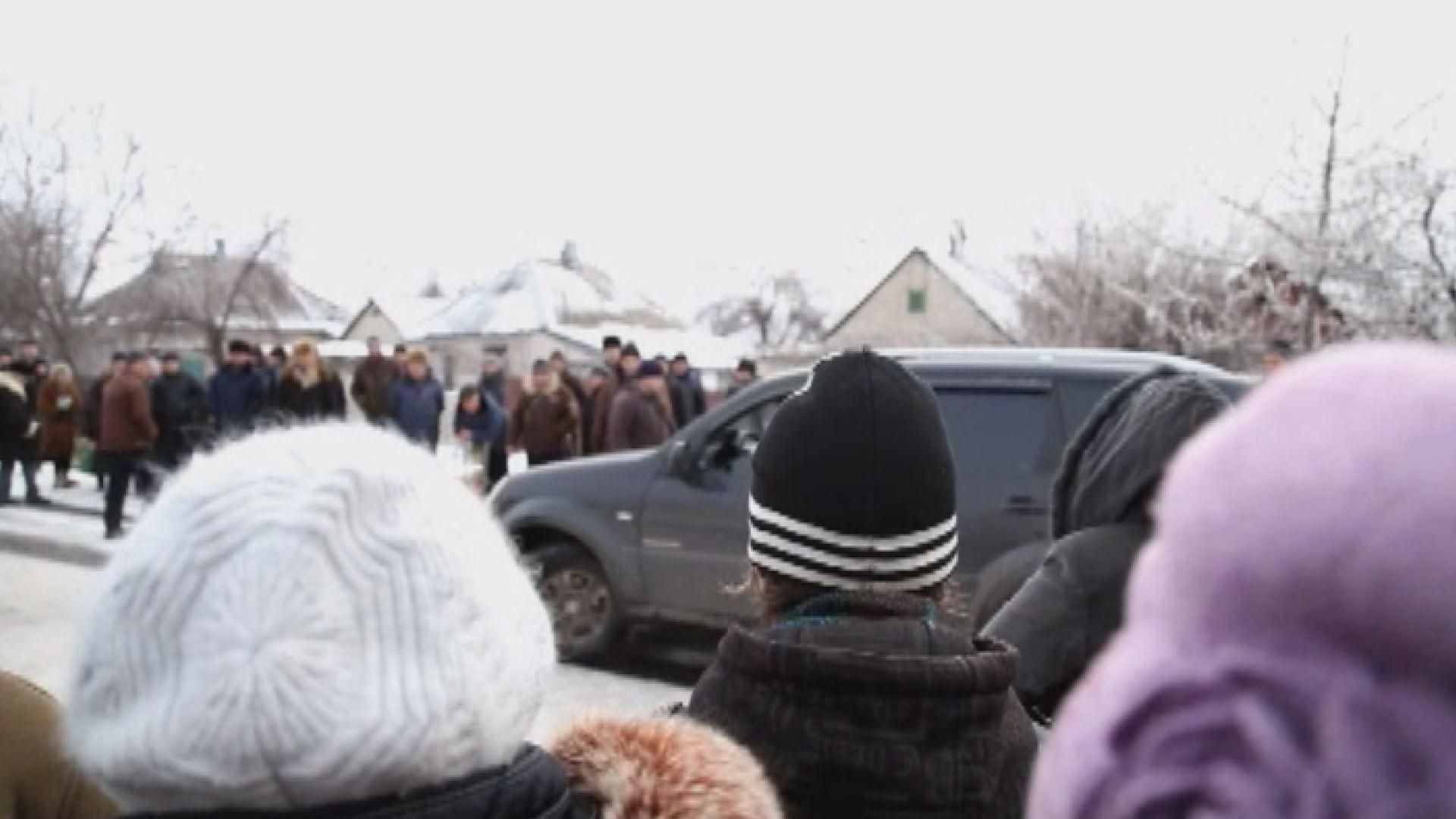 З Дебальцевого розпочали евакуацію мирних жителів