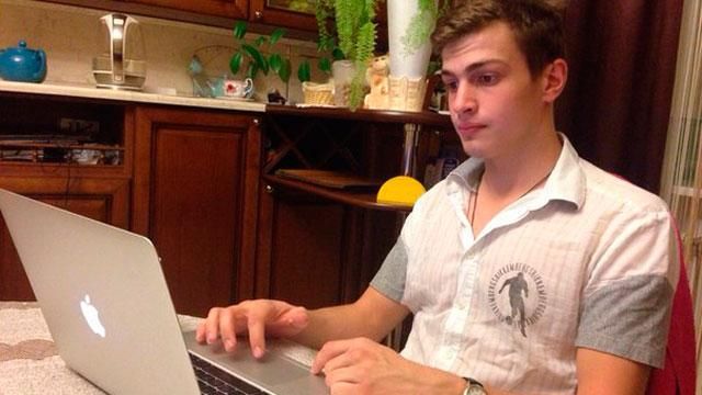 Росіянин зіграв на Lifenews українця, який втік від мобілізації Росіянин зіграв на Lifenews українця, який втік від мобілізації