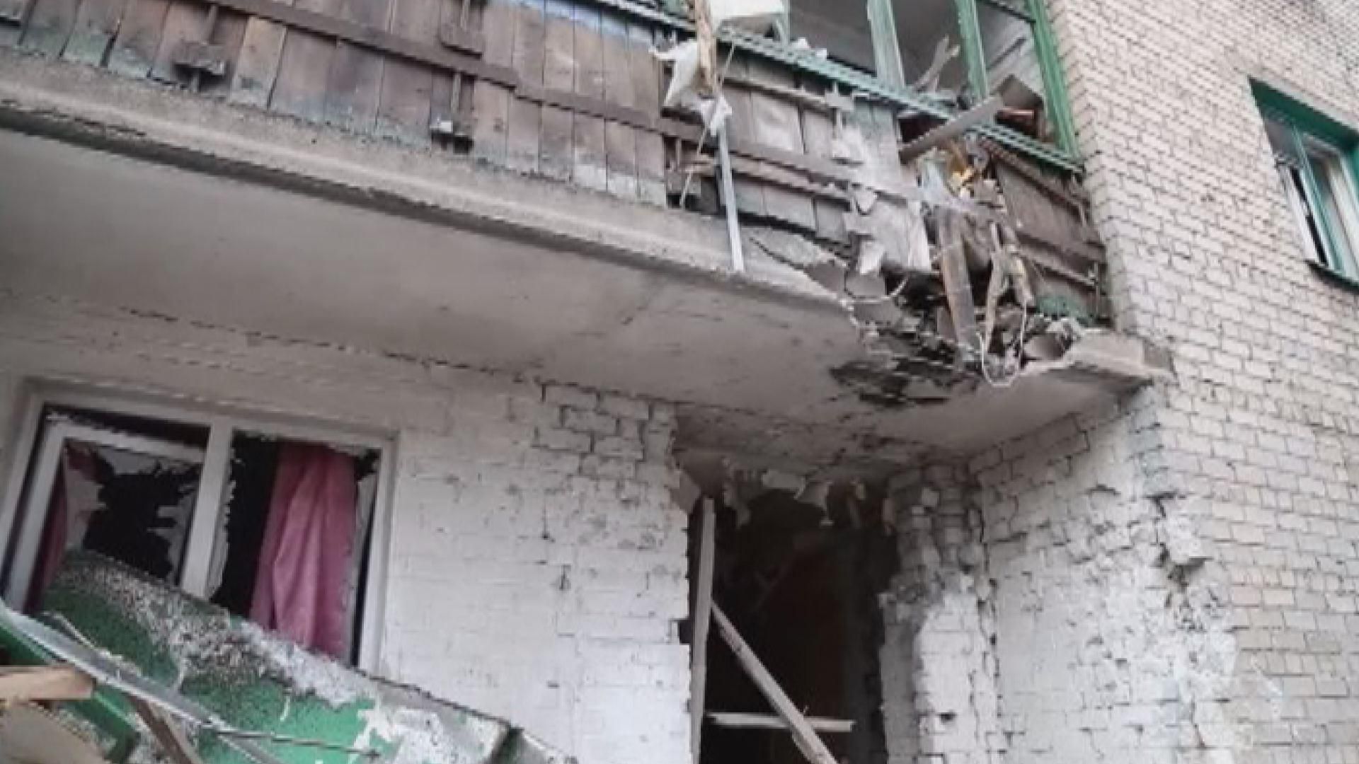 З Дебальцевого евакуювали тисячу мирних жителів З Дебальцевого евакуювали тисячу мирних жителів