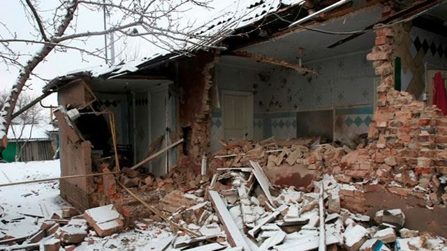 Обстріли терористів призвели до смертей та каліцтв мирних жителів Луганщини