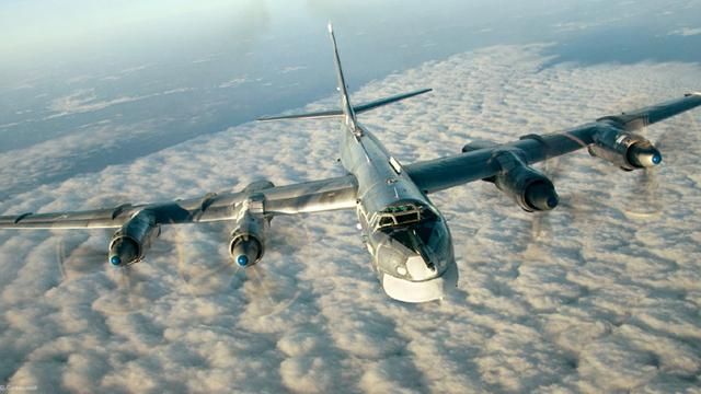 Перехоплений російський бомбардувальник мав на борту ядерну зброю, — британські ЗМІ Перехоплений російський бомбардувальник мав на борту ядерну зброю, — британські ЗМІ