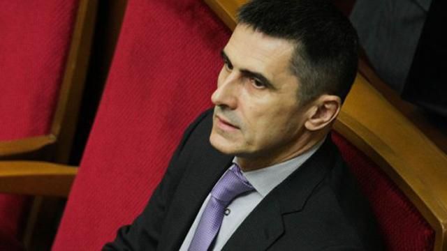 Подписи за отставку Яремы отозвали пятеро депутатов от БПП Подписи за отставку Яремы отозвали пятеро депутатов от БПП