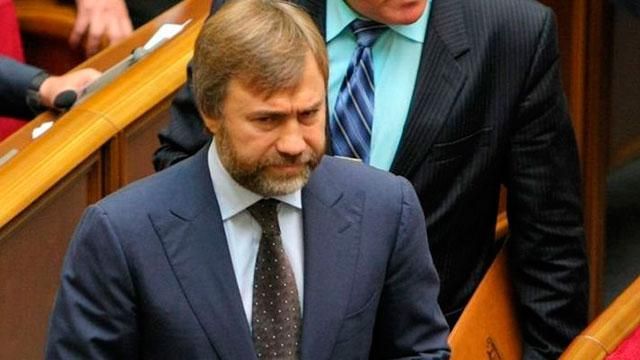 Ляшко розсмішив Новинського погрозами заборонити "Опозиційний блок" Ляшко розсмішив Новинського погрозами заборонити "Опозиційний блок"