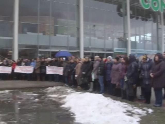 В Україні вже місяць не працюють магазини ТМ "Амстор" В Україні вже місяць не працюють магазини ТМ "Амстор"