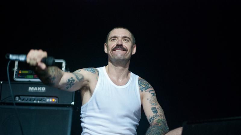 Михалок сделал "кавер" на песню "Мой Путин" Михалок сделал "кавер" на песню "Мой Путин"