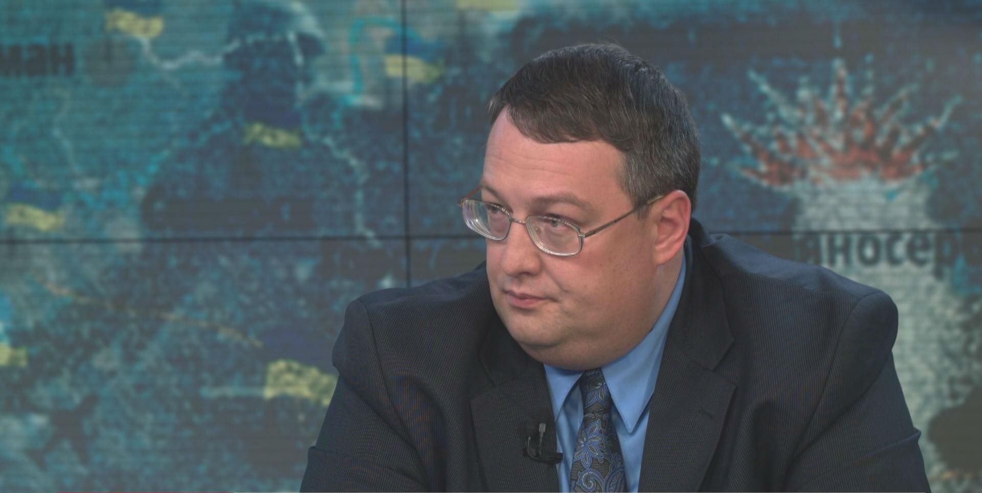 Ті, хто виступає проти мобілізації, грають на руку Москві, — Геращенко Ті, хто виступає проти мобілізації, грають на руку Москві, — Геращенко