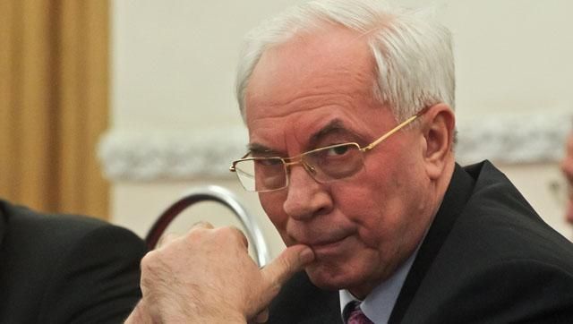 Появилось видео интервью с Азаровым: беглец не считает себя и Януковича преступниками Появилось видео интервью с Азаровым: беглец не считает себя и Януковича преступниками