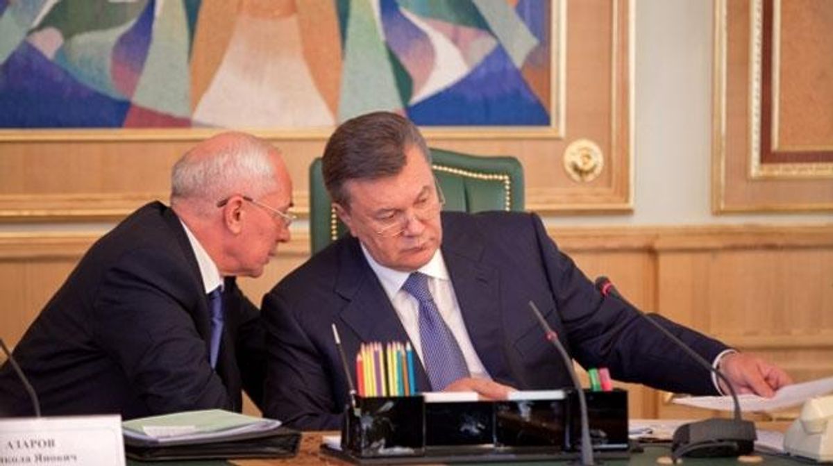 Азаров взялся защищать Януковича: Он не мог отдать приказ об убийстве Азаров взялся защищать Януковича: Он не мог отдать приказ об убийстве