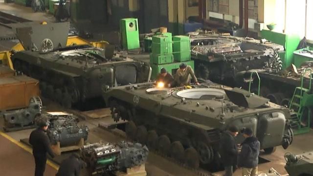 Львівський бронетанковий завод посилено ремонтує БТРи