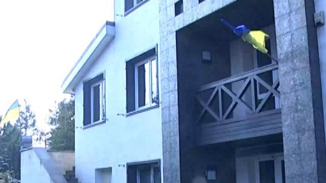 Царьов намагається виселити переселенців з будинку, у якому вони живуть з липня Царьов намагається виселити переселенців з будинку, у якому вони живуть з липня