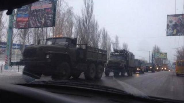 Біля Макіївки зафіксовано колону вантажівок з боєприпасами для "Граду", — ОБСЄ
