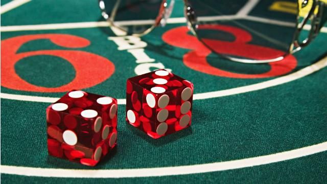 У Чернігові підпільно облаштували казино у бомбосховищі У Чернігові підпільно облаштували казино у бомбосховищі