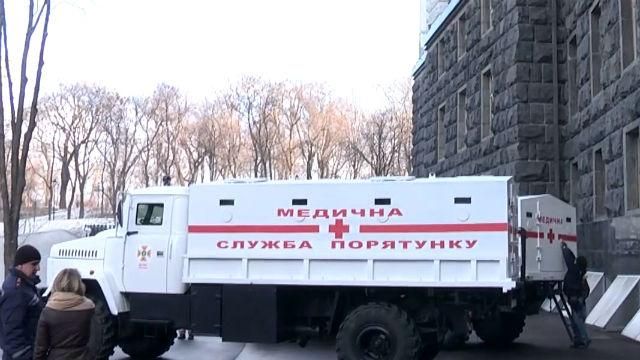 Правительство обещает возобновить эвакуацию людей с Востока Правительство обещает возобновить эвакуацию людей с Востока