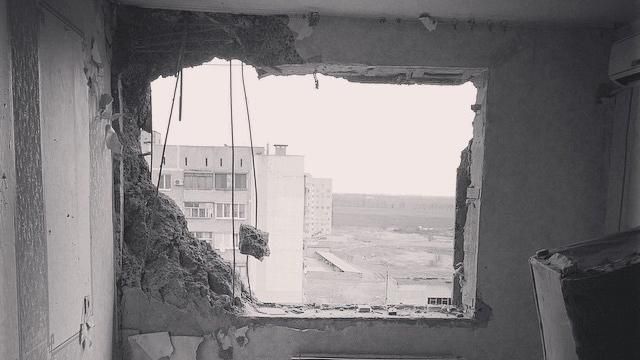 Террористы снова обстреляли жилые дома в Сартане Террористы снова обстреляли жилые дома в Сартане