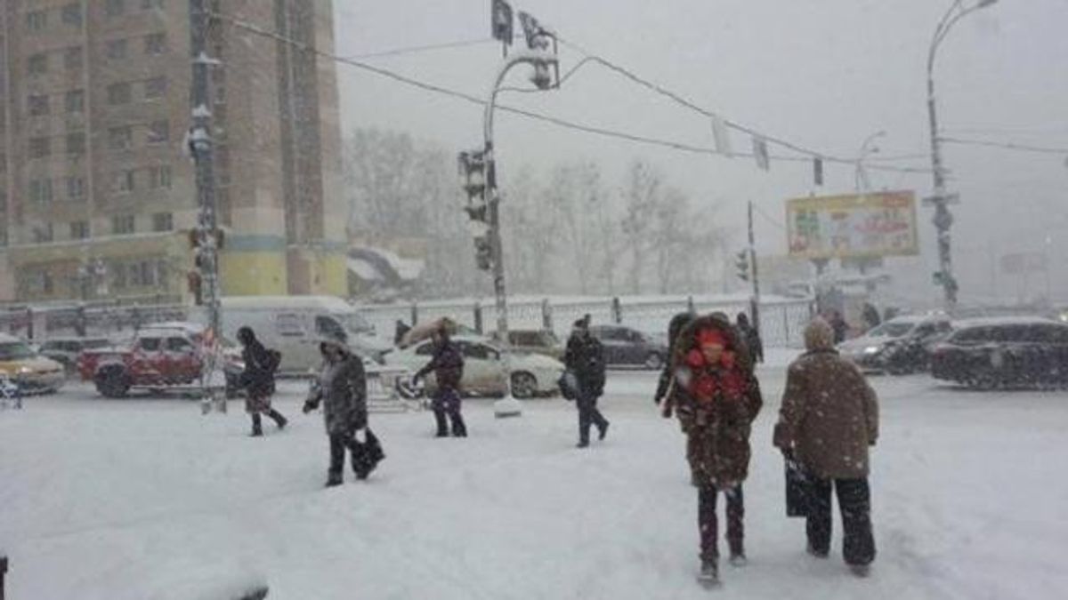 Въезд крупногабаритного транспорта в Киев временно запрещен Въезд крупногабаритного транспорта в Киев временно запрещен