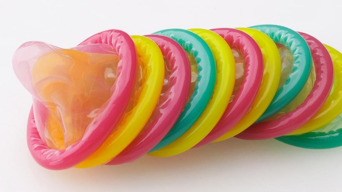 У Венесуелі пачка презервативів коштує 755 доларів через обвал цін на нафту