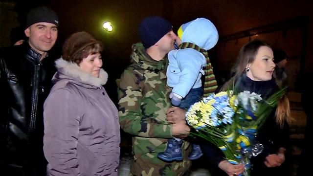 У Львові зустріли бійців 24-ї механізованої бригади У Львові зустріли бійців 24-ї механізованої бригади