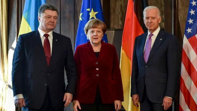 Порошенко встретился с Меркель и Байденом