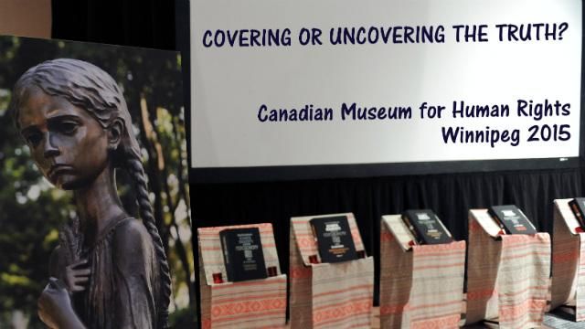 В Канаде показали первую путешествующую выставку о Голодоморе
