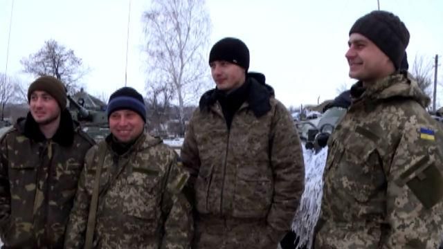 Волонтери відвідали військових 17-ої танкової бригади