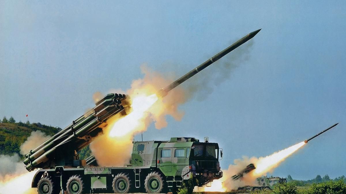 Наші військові вдарили по терористах у Донецьку "Смерчами", — Філатов Наші військові вдарили по терористах у Донецьку "Смерчами", — Філатов