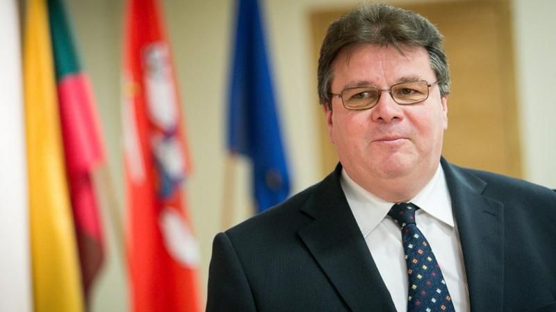 Солдатів в Україну не відправлятимуть, але зброєю варто допомогти, — МЗС Литви Солдатів в Україну не відправлятимуть, але зброєю варто допомогти, — МЗС Литви