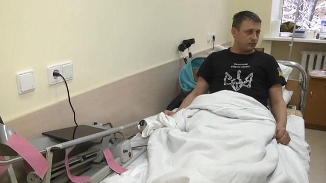 Раненые герои из киевского госпиталя рвутся на войну Раненые герои из киевского госпиталя рвутся на войну