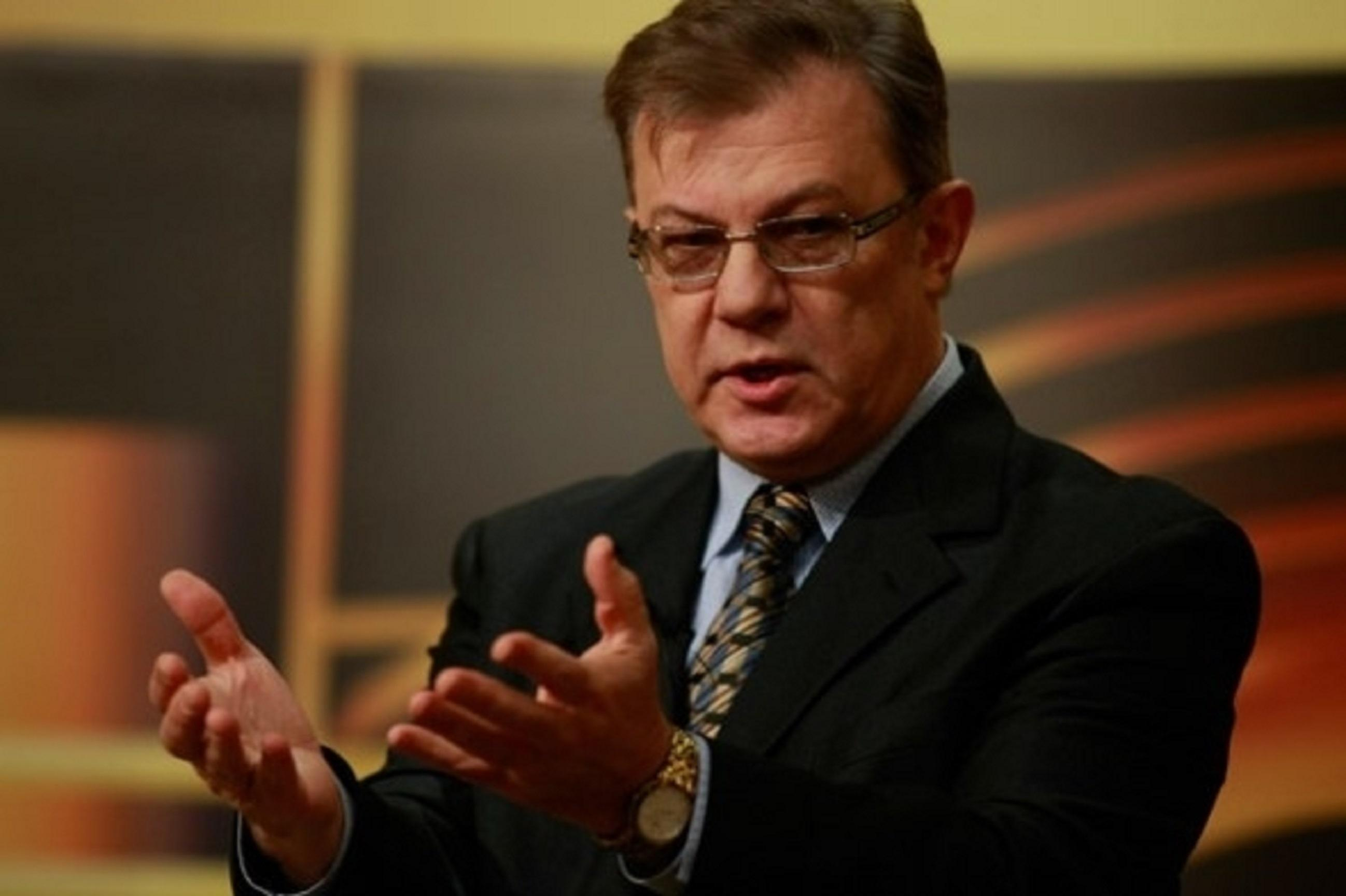 Курс не стабилизируется. Никаких факторов для этого нет, — Лановой