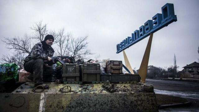 Россия применила авиацию под Дебальцево, — СМИ Россия применила авиацию под Дебальцево, — СМИ