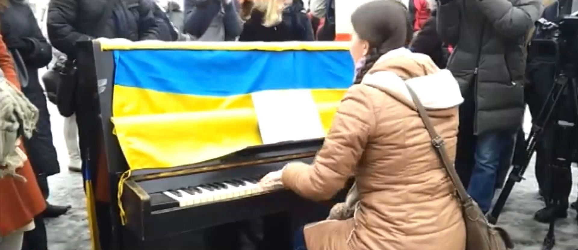 Хроніка Євромайдану 9 лютого. Десяте Народне віче на Майдані, сутички в Луганську