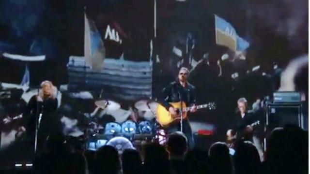 На Grammy показали кадры с Майдана На Grammy показали кадры с Майдана