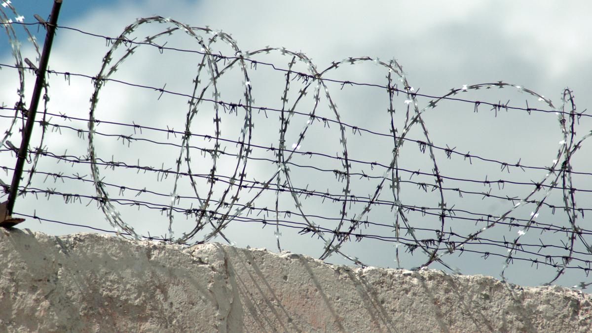 Бойовики зруйнували Чорнухинську колонію, в’язні розбіглися, — Москаль Бойовики зруйнували Чорнухинську колонію, в’язні розбіглися, — Москаль