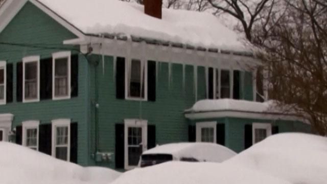 В США выпало полметра снега, больше всего пострадал Бостон В США выпало полметра снега, больше всего пострадал Бостон