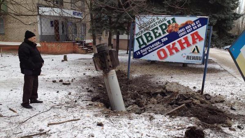 Моторошні фото з обстріляного Краматорська (18+) Моторошні фото з обстріляного Краматорська (18+)