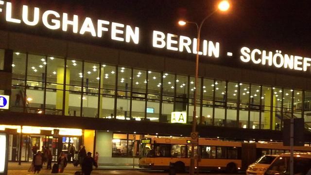У Берліні через п'яного пасажира, який погрожував бомбою, екстрено сів літак