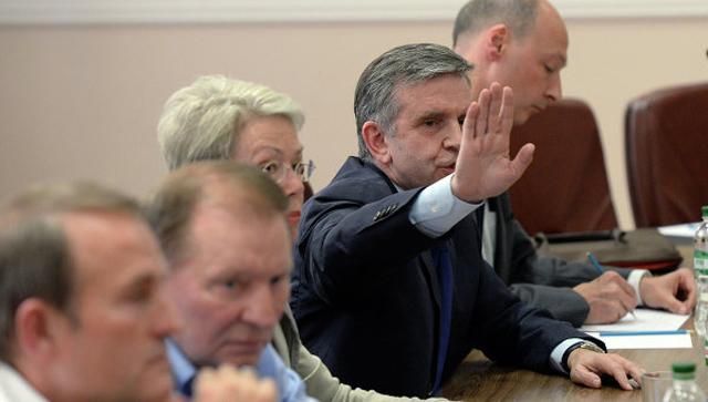 У Мінську домовитись про припинення вогню не вдалось, — джерело У Мінську домовитись про припинення вогню не вдалось, — джерело