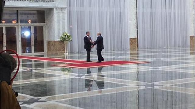 Якщо не домовимося, ситуація піде "врознос", — Порошенко про переговори в Мінську Якщо не домовимося, ситуація піде "врознос", — Порошенко про переговори в Мінську