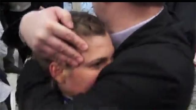 В Минске журналистке телеканала "Россия 24" закрыли рот В Минске журналистке телеканала "Россия 24" закрыли рот