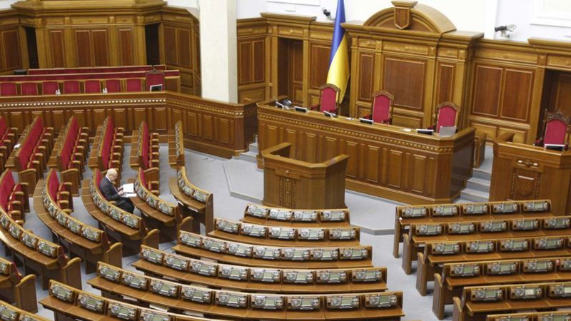 Рада в пятницу планирует рассмотреть изменения в закон "О милиции" и задать вопрос правительству