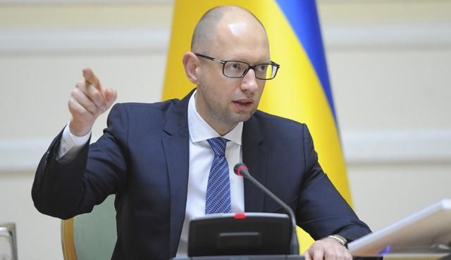 Яценюк заявив, що ключова умова після Мінська — закрити кордон з Росією Яценюк заявив, що ключова умова після Мінська — закрити кордон з Росією