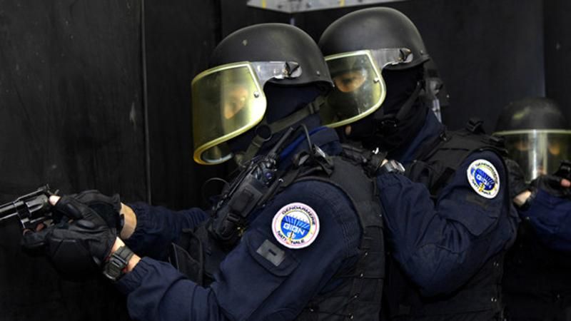 У Франції затримали шістьох чеченців за підозрою в тероризмі