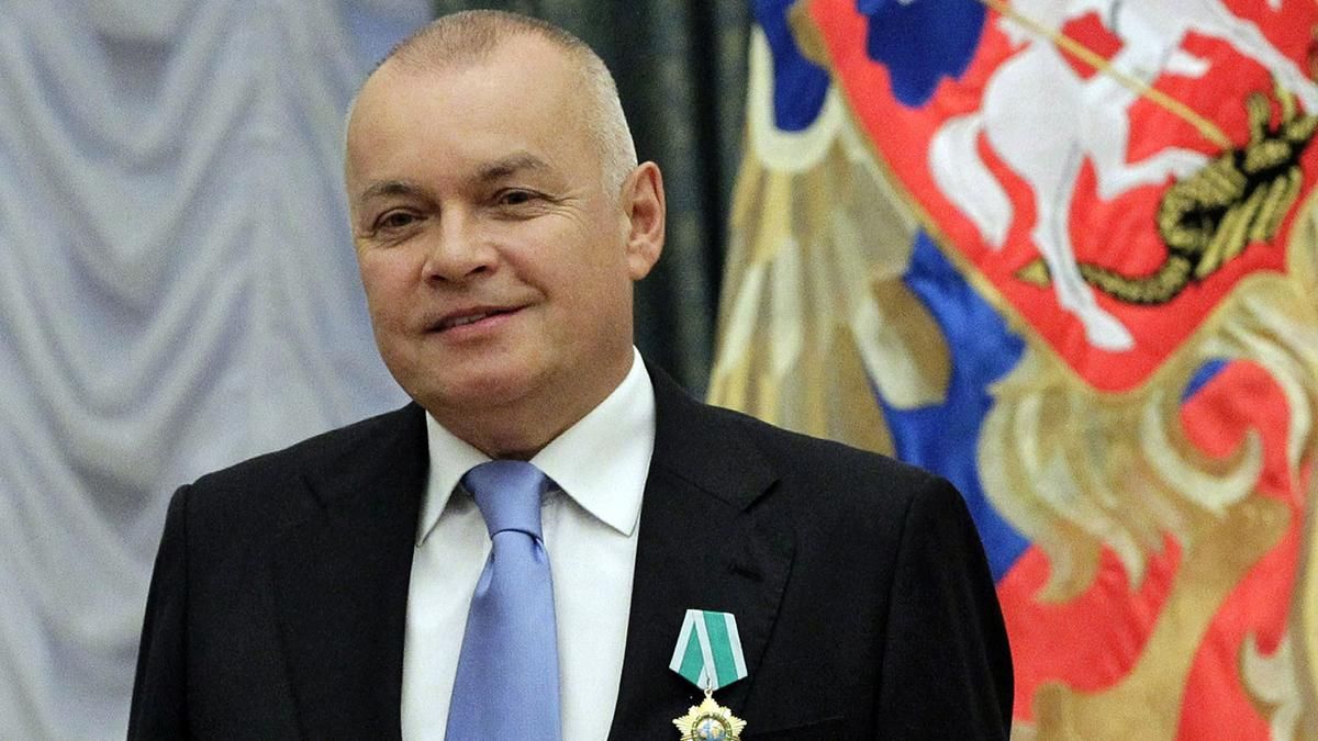 Российские журналисты профинансировали обстрел Луганска,— СМИ Российские журналисты профинансировали обстрел Луганска,— СМИ