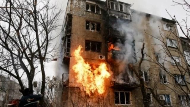 Найактуальніші фото 13 лютого: обстріляне місто Гірник, навчання мобілізованих