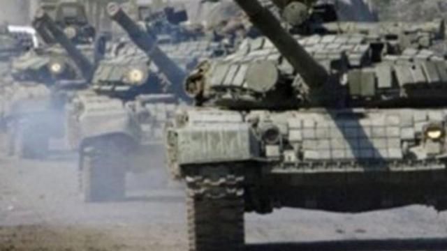 В Украину зашла колонна российской бронетехники, — полк "Азов"
