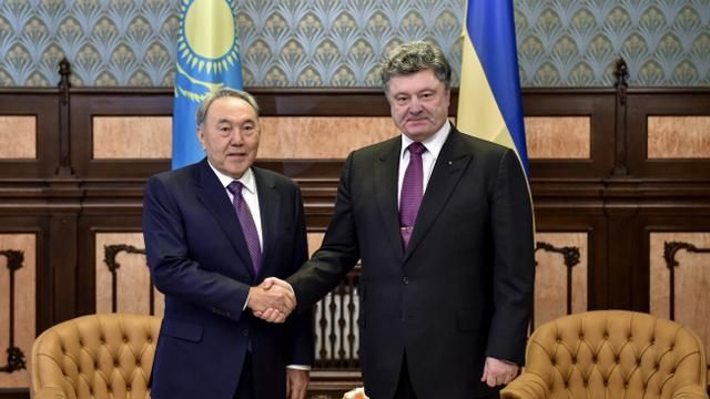 Порошенко показал себя президентом мира, — Назарбаев